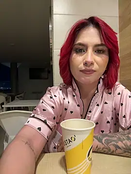 Snapshot of zafiro_mo0n chatting on January 7, 2025, 11:56 pm zafiro mo0n online show from January 7, 2025, 11:56 pm