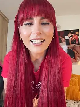 Snapshot of zafiro_mo0n chatting on March 4, 2025, 9:00 pm zafiro mo0n online show from March 4, 2025, 9:00 pm