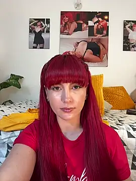 Snapshot of zafiro_mo0n chatting on March 5, 2025, 3:08 am zafiro mo0n online show from March 5, 2025, 3:08 am