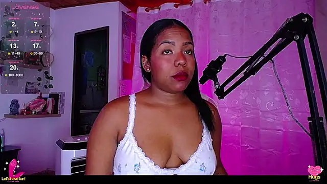 samanthaabloom online show from January 17, 2025, 12:53 am