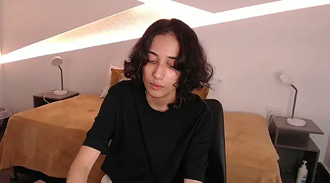 Snapshot of hot_little_bunny chatting on January 4, 2025, 10:55 pm hot little bunny online show from January 4, 2025, 10:55 pm