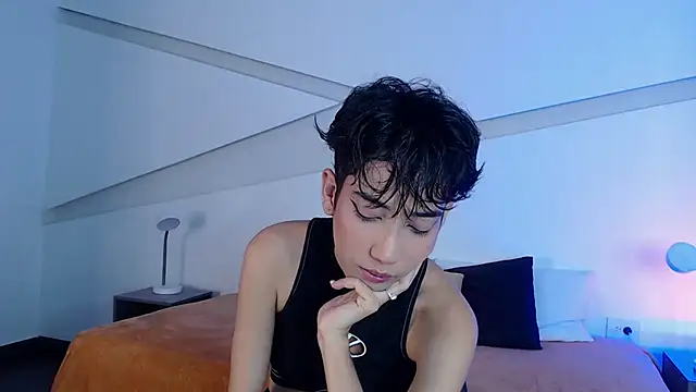 Snapshot of hot_little_bunny chatting on February 19, 2025, 8:31 pm hot little bunny online show from February 19, 2025, 8:31 pm