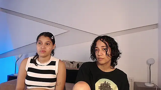 Snapshot of hot_little_bunny chatting on November 12, 2025, 9:14 pm hot little bunny online show from November 12, 2025, 9:14 pm