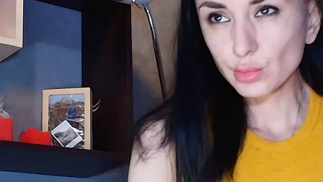 Siaconna online show from March 22, 2025, 6:33 am