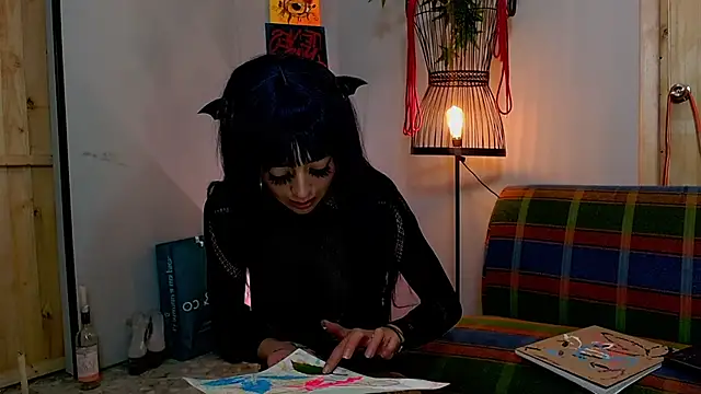 VickyJackson  online show from December 9, 2024, 10:52 pm