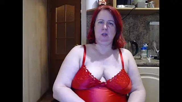 Snapshot of NikolRedMilf chatting on April 18, 2026, 12:25 am NikolRedMilf online show from April 18, 2026, 12:25 am