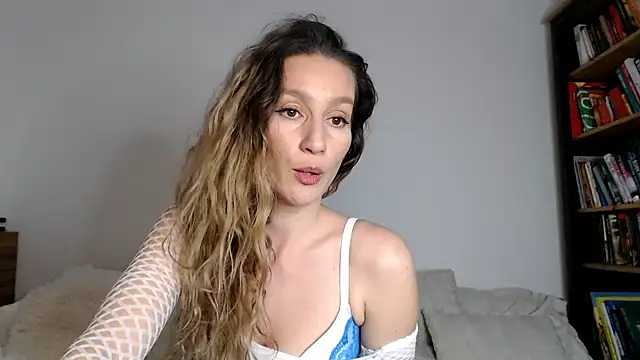 Snapshot of ChocoBelle chatting on March 15, 2026, 9:32 pm ChocoBelle online show from March 15, 2026, 9:32 pm