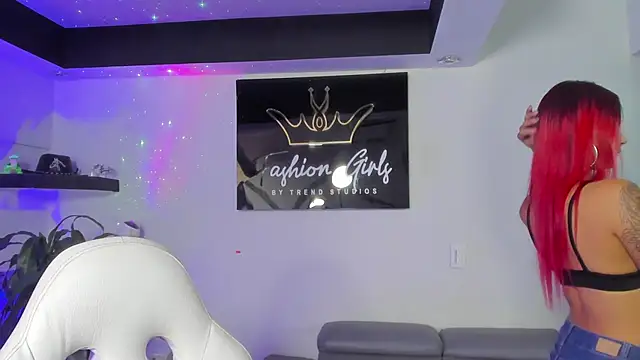 CinthiaCollins online show from February 26, 2025, 4:45 pm