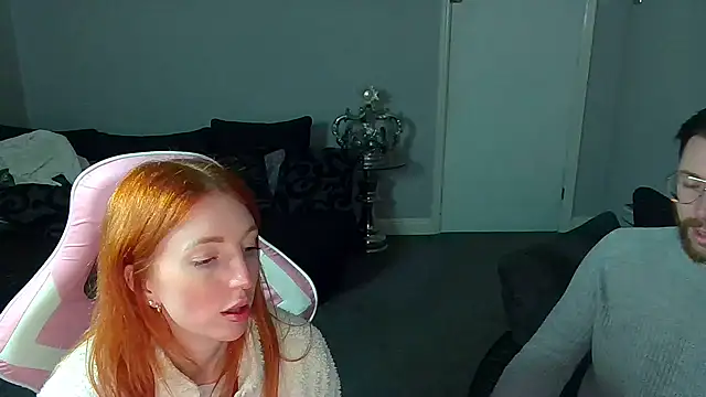 Snapshot of Red_firesquirt chatting on January 15, 2025, 9:51 pm Red firesquirt online show from January 15, 2025, 9:51 pm