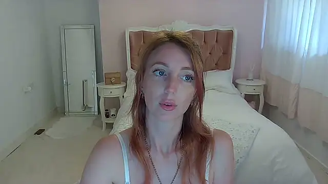 Snapshot of Red_firesquirt chatting on June 30, 2026, 1:56 pm Red firesquirt online show from June 30, 2026, 1:56 pm