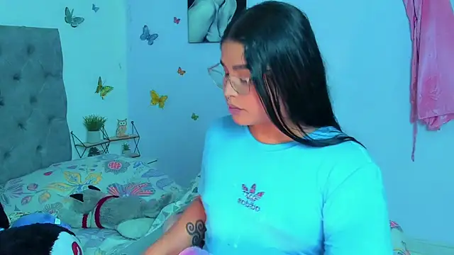 mabellfox online show from January 12, 2025, 6:49 pm