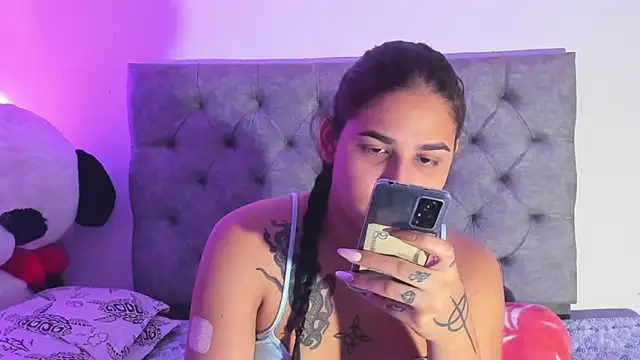 mabellfox online show from February 25, 2026, 8:13 am