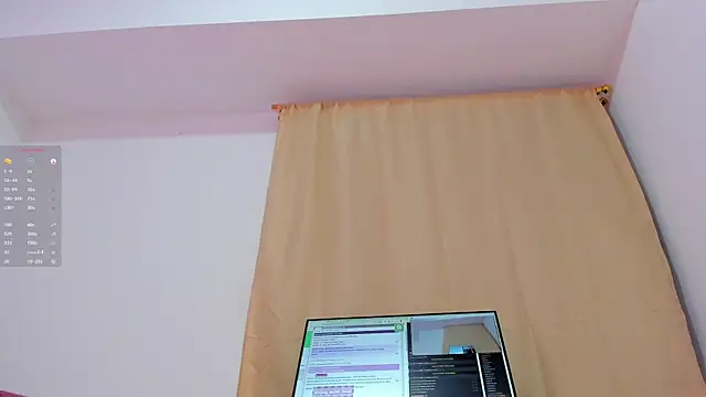 Snapshot of soyamandaa_ chatting on December 19, 2024, 2:56 am soyamandaa online show from December 19, 2024, 2:56 am