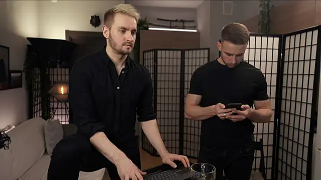 enjoy me online show from March 13, 2025, 3:06 pm