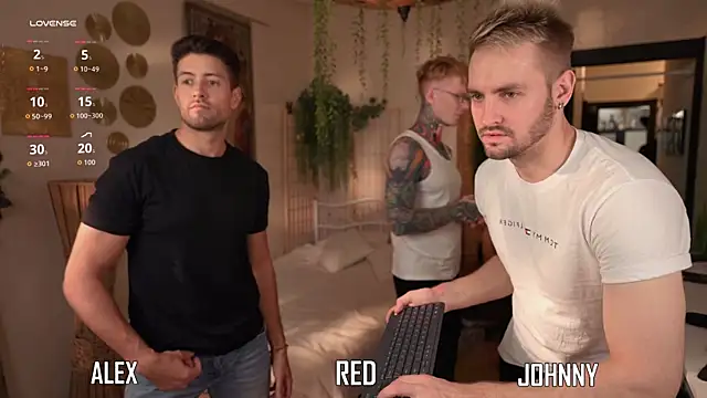 enjoy me online show from September 15, 2025, 3:34 pm