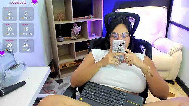 CelesteBrucee online show from January 14, 2025, 11:58 pm