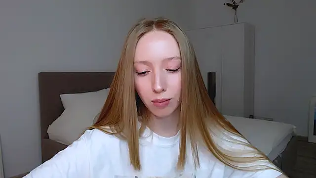 Luna insniity online show from December 14, 2024, 9:02 pm