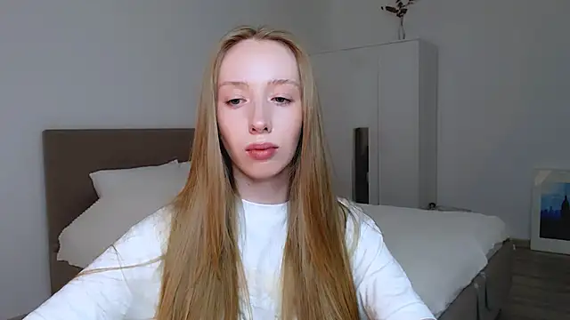 Luna insniity online show from February 27, 2025, 10:53 pm