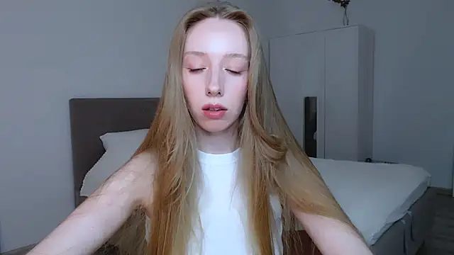 Luna insniity online show from March 22, 2025, 6:47 pm