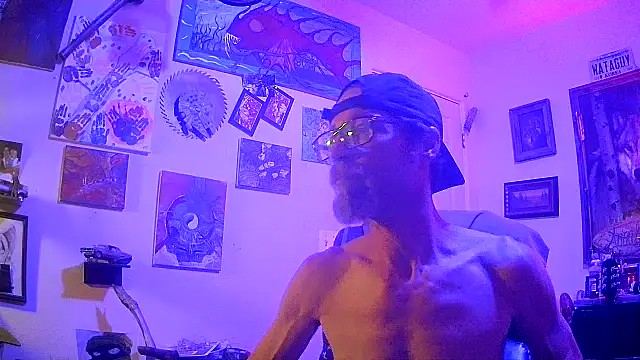 druetrue online show from December 1, 2025, 9:47 am