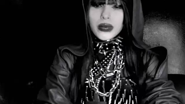 XXIOUX online show from April 7, 2026, 3:01 pm