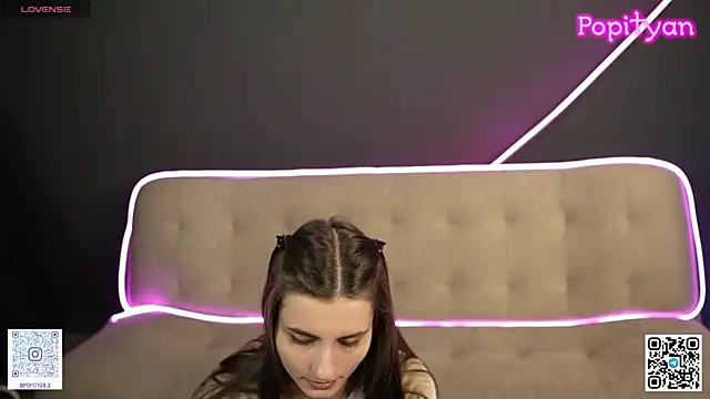 Snapshot of popityan1 chatting on October 10, 2025, 7:40 am popityan1 online show from October 10, 2025, 7:40 am