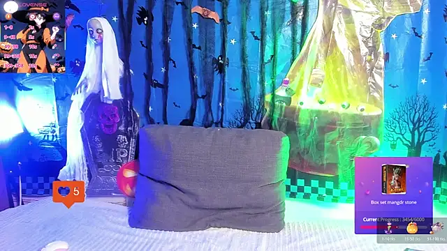 Snapshot of Valeera_Evans8 chatting on October 29, 2025, 12:24 am Valeera Evans8 online show from October 29, 2025, 12:24 am