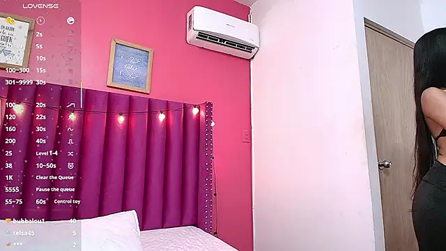 Snapshot of littlee_emilyy_ chatting on February 12, 2025, 3:07 am littlee emilyy online show from February 12, 2025, 3:07 am