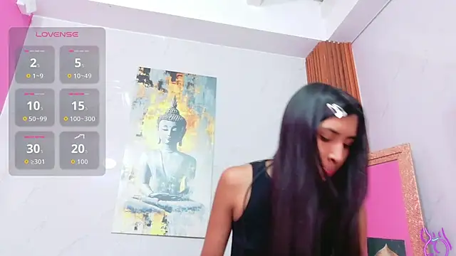 littlee emilyy  online show from July 28, 2026, 12:59 pm