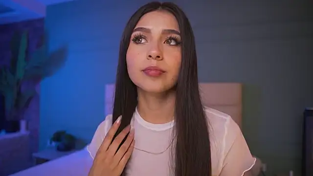 Snapshot of Ashley_Jones9 chatting on December 22, 2025, 2:14 pm Ashley Jones9 online show from December 22, 2025, 2:14 pm