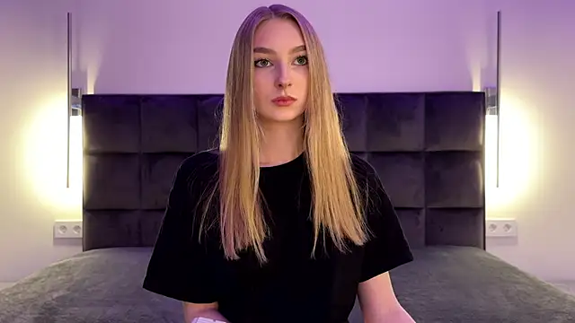 NotElis online show from November 23, 2025, 5:13 pm