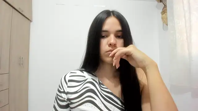 Hana Zurah online show from October 29, 2025, 10:44 pm