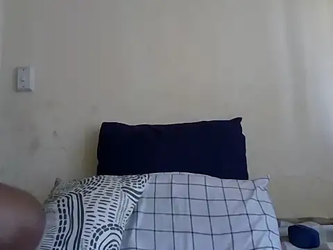 Snapshot of Malaika_Nkosi chatting on November 12, 2025, 9:21 am Malaika Nkosi online show from November 12, 2025, 9:21 am