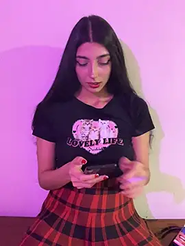 Felicia smok3 online show from January 13, 2025, 2:39 am