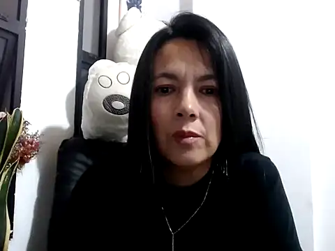 Snapshot of Alexxawinter chatting on September 25, 2025, 12:25 am Alexxawinter online show from September 25, 2025, 12:25 am