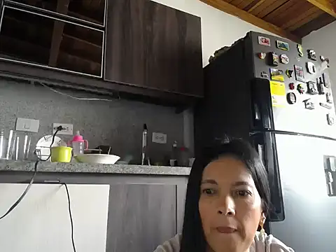 Snapshot of Alexxawinter chatting on October 25, 2025, 6:35 pm Alexxawinter online show from October 25, 2025, 6:35 pm