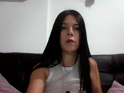 Snapshot of Alexxawinter chatting on November 5, 2025, 12:54 am Alexxawinter online show from November 5, 2025, 12:54 am