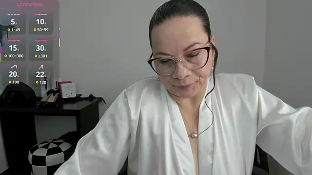 Snapshot of Sex-Psychology chatting on April 25, 2026, 6:16 pm Sex-Psychology online show from April 25, 2026, 6:16 pm
