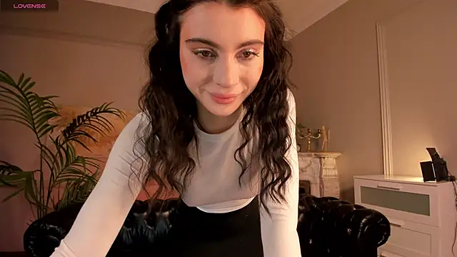 Snapshot of Ashley-Urban chatting on February 28, 2025, 10:30 am Ashley-Urban online show from February 28, 2025, 10:30 am