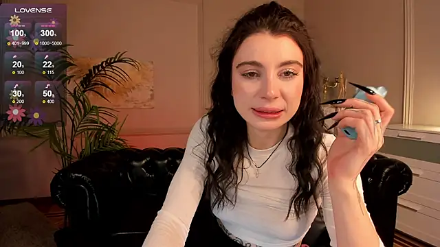 Snapshot of Ashley-Urban chatting on February 28, 2025, 1:36 pm Ashley-Urban online show from February 28, 2025, 1:36 pm