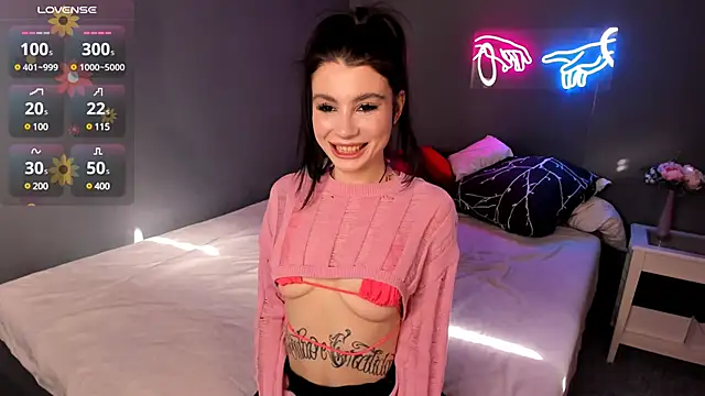 Snapshot of Ashley-Urban chatting on March 15, 2025, 10:35 am Ashley-Urban online show from March 15, 2025, 10:35 am