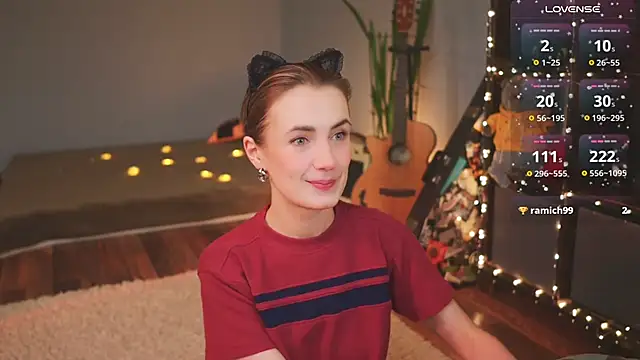 Snapshot of bananya_kitty chatting on December 5, 2024, 12:30 am bananya kitty online show from December 5, 2024, 12:30 am