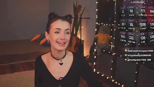 Snapshot of bananya_kitty chatting on February 8, 2025, 9:03 am bananya kitty online show from February 8, 2025, 9:03 am