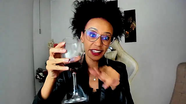 ScarlettMalbec online show from March 21, 2025, 12:07 am