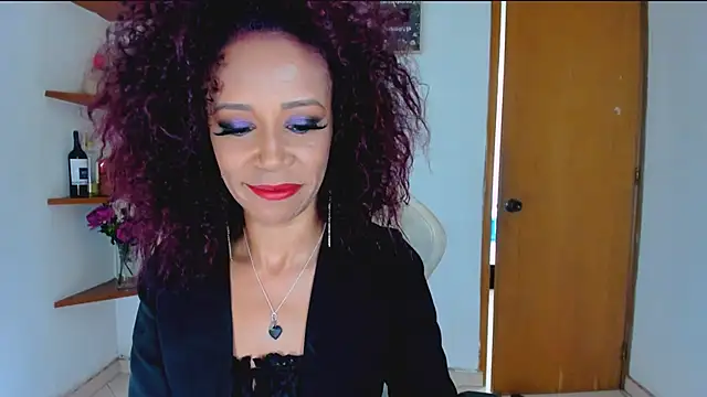 ScarlettMalbec online show from October 7, 2025, 8:39 pm