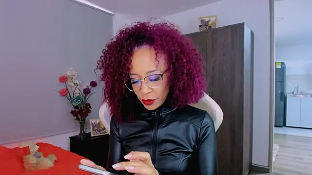 ScarlettMalbec online show from February 10, 2026, 9:52 pm