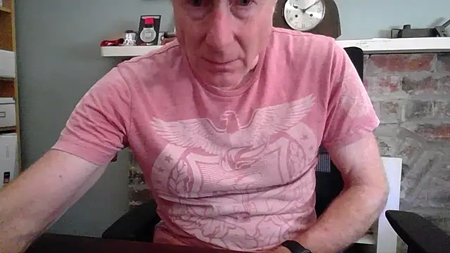 jiggy77777 online show from December 4, 2024, 4:10 am