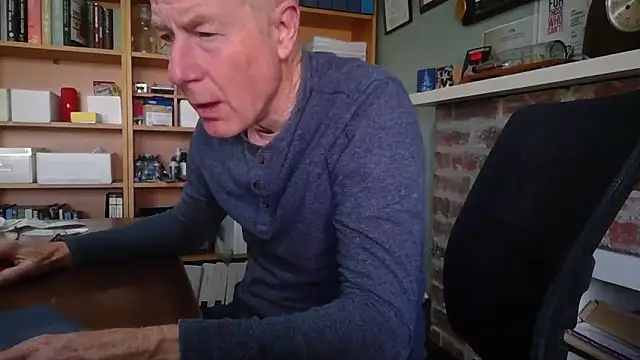 jiggy77777 online show from September 23, 2025, 10:57 pm