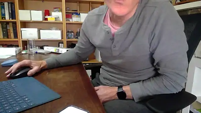 jiggy77777 online show from October 9, 2025, 3:04 am