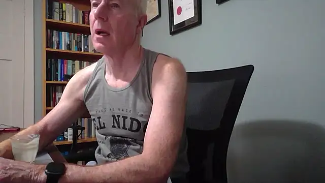 Snapshot of jiggy77777 chatting on January 7, 2026, 9:39 pm jiggy77777 online show from January 7, 2026, 9:39 pm
